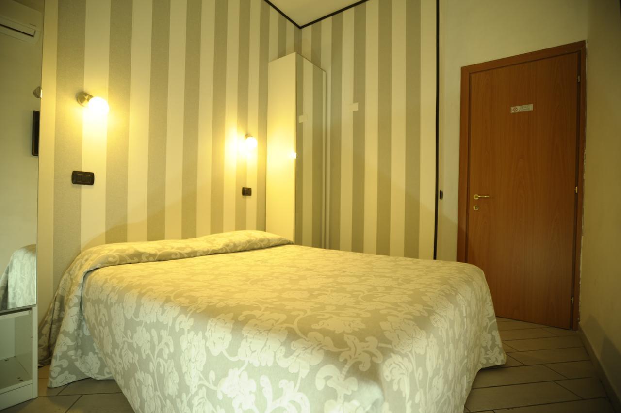 Le Stanze Di Francesco Hotel Rome Exterior photo
